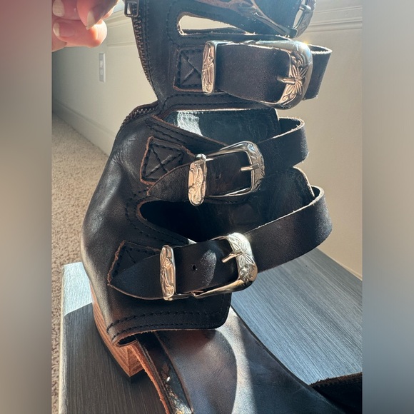 Free bird sandals size 10 - Picture 4 of 14